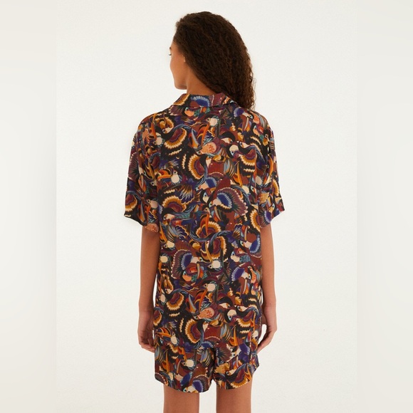 FARM RIO Multicolor Flying Toucans Lenzing™ Ecovero™ Shirt - Picture 4 of 4